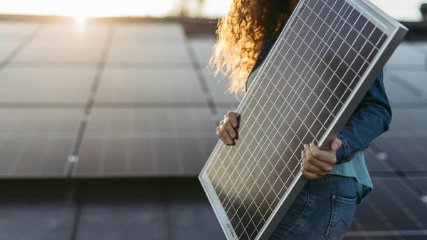 Comment fonctionnent les panneaux photovoltaïques ?